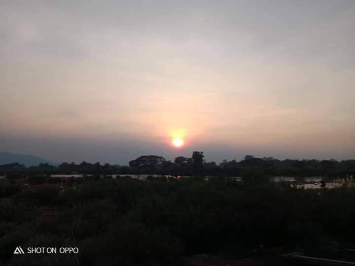 Sompong Sunset View Guest House Ban Dondét 外观 照片