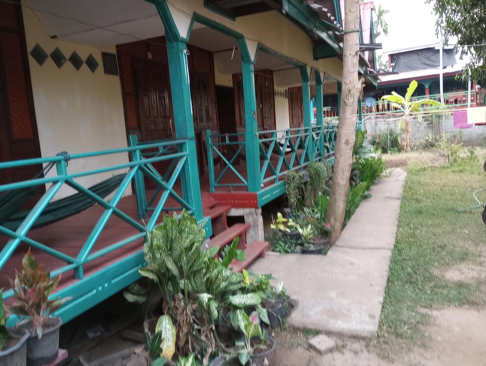 Sompong Sunset View Guest House Ban Dondét 客房 照片