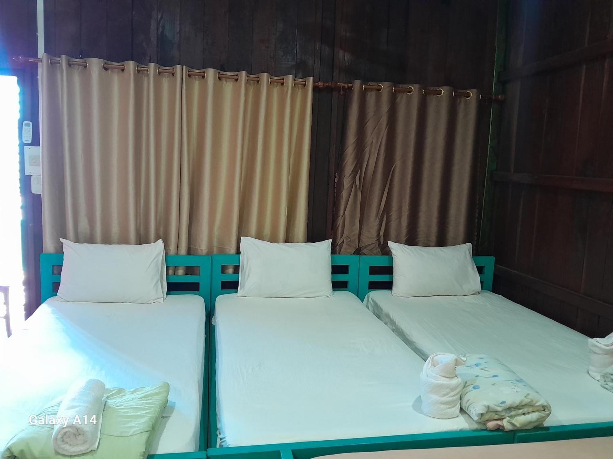 Sompong Sunset View Guest House Ban Dondét 客房 照片